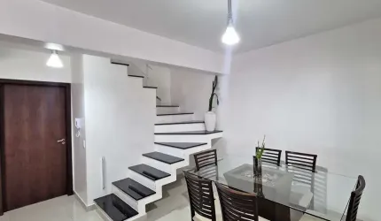 Casa com 5 quartos à venda na Rua João Dembinski, Campo Comprido, Curitiba, 145 m2 por R$ 825.000