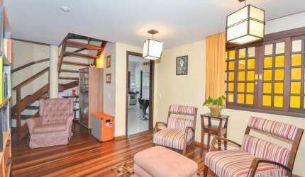 Casa com 4 quartos à venda na Rua Estefano Joucoski, 201, Vista Alegre, Curitiba, 271 m2 por R$ 1.390.000