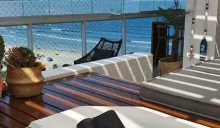 LINDA COBERTURA COM VISTA PRIVILEGIADA PARA O MAR !!!