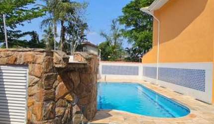 VILLAGIO NO CENTRO DE BERTIOGA