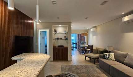 Apartamento com 114 metros quadrados de área, em Riviera De São Lourenço. ú