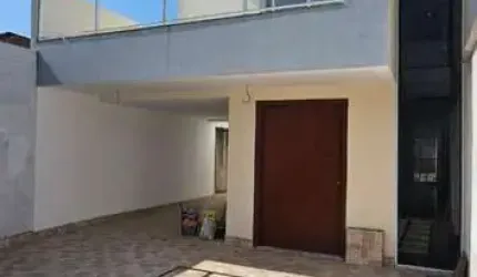 SOBRADO  Á  VENDA NO BAIRRO MAITINGA.