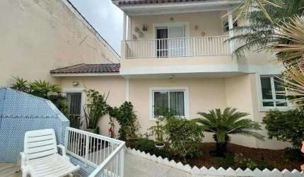 CASA DE CONDOMINIO, BAIRRO MAITINGA.