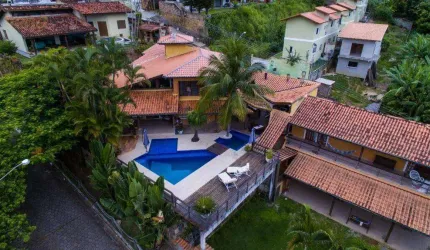 Casa com 10 dormitórios à venda, 450 m² por R$ 3.800.000,00 - São Francisco - São Sebastião/SP