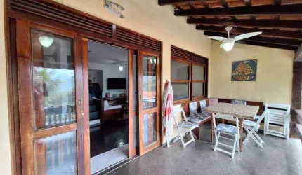 Sobrado com 3 dormitórios à venda, 155 m² por R$ 1.300.000,00 - Guaecá - São Sebastião/SP