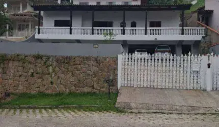 Casa com 4 dormitórios à venda, 330 m² por R$ 1.500.000,00 - Angra de São Francisco - São Sebastião/SP