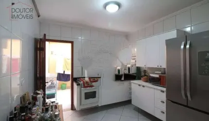 Sobrado com 2 dormitórios à venda, 100 m² por R$ 640.000,00 - Vila Nhocune - São Paulo/SP