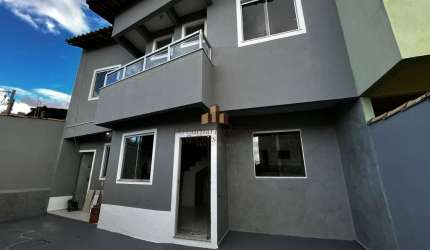 Casa com 3 quartos à venda na Parapanema, 357, Nossa Senhora de Fátima, Betim por R$ 329.999