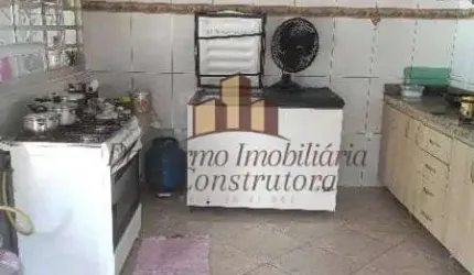 Chácara / sítio com 4 quartos à venda na Rua Pedra Dourada, 40, Piratininga (Venda Nova), Belo Horizonte por R$ 750.000