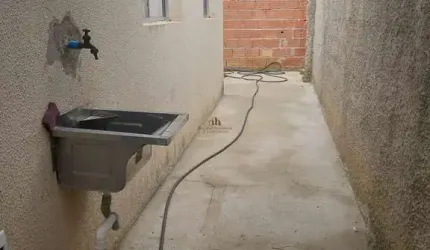 Casa com 2 quartos à venda na Rua Exodo, 1333, Teixeirinha, Betim por R$ 230.000