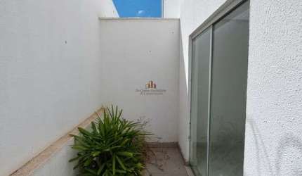 Casa com 2 quartos à venda na Rua Pinheiros, 54, Monte Verde, Betim por R$ 350.000