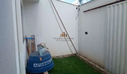 Casa com 3 quartos à venda na Rua Cravina, 33, Jardim das Alterosas - 2ª Seção, Betim por R$ 351.000
