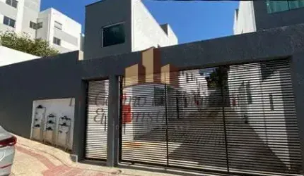 Casa com 2 quartos à venda na Rua Caldas da Rainha, 33, São João, Betim por R$ 250.000