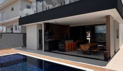 Excelente sobrado com 238m² no Condomínio Gran Ville São Venâncio
