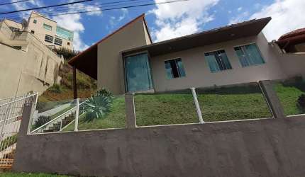 Casa para Venda em Juiz de Fora, Bom Clima, 3 dormitórios, 1 suíte, 3 banheiros, 2 vagas