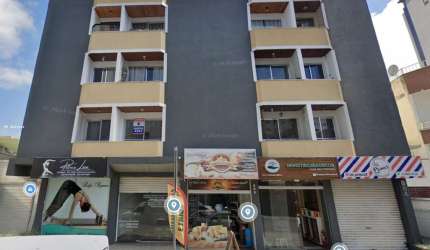 Espaçoso apartamento garden de 1 quarto na Ladeira Alexandre Leonel com garagem privativa e área externa!