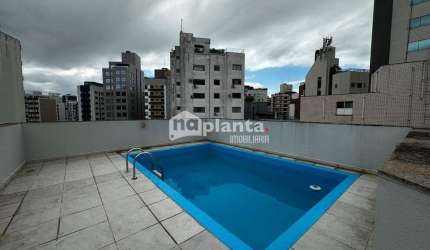 Cobertura para aluguel no Bairro Centro em Florianópolis-SC, com 3 quartos, 1 suíte, 2 vagas