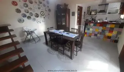 Casas para venda em Jundiaí no bairro Roseira