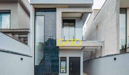 Casa em Santana de Parnaíba, Casa no Residencial Nova Jaguari em Santana de Parnaíba/SP