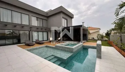 Casa à venda no Condomínio Alphaville Campinas em Campinas - SP.