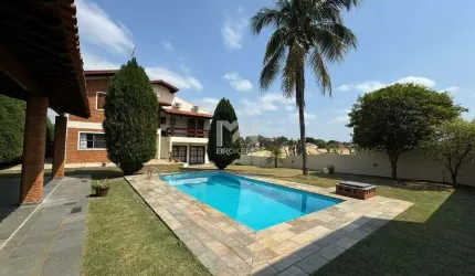 Casa à venda no Condomínio Estância Marambaia em Vinhedo - SP