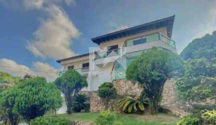 Casa à venda no Condomínio Marambaia em Vinhedo - SP
