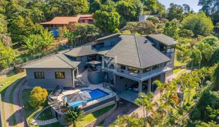 Casa à venda no Condomínio Vale da Santa Fé em Vinhedo - SP