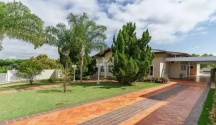 Casa à venda no Condomínio Morada do Sol em Vinhedo - SP