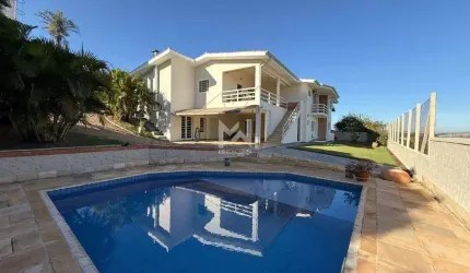 Casa térrea à venda no Condomínio Estância Marambaia em Vinhedo - SP