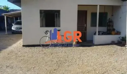 Casa para Venda em Pinhais, Maria Antonieta, 3 dormitórios, 1 banheiro, 4 vagas