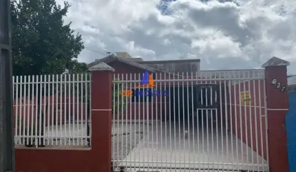 Casa para Venda em Pinhais, Weissópolis, 2 dormitórios, 1 banheiro, 3 vagas