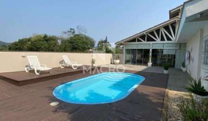 Casa com piscina | Vila Lenzi | 3 quartos (1 suíte master) | 200m²