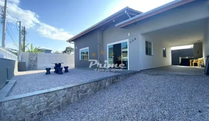 Casa NOVA a venda em Bombas - Bombinhas SC