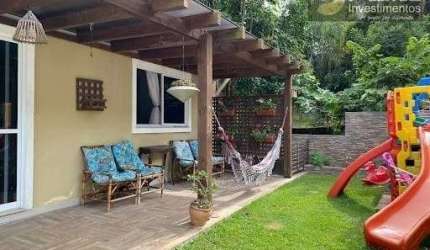 Casa com 4 dormitórios em Zé Amândio  -  Bombinhas