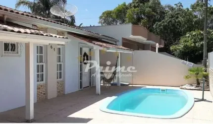 Casa 400m do  mar em Zimbros  -  Bombinhas -SC