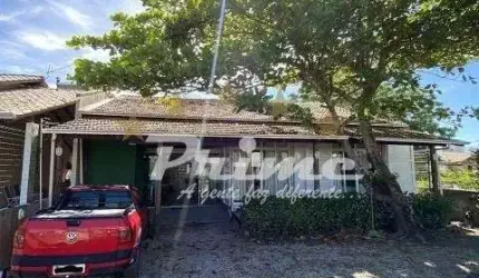 Linda Casa À Venda 250m do mar Canto Grande - Bombinhas SC