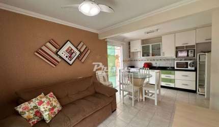 Apartamento de 2 Quartos á Venda no Bairro Bombas - Bombinhas/SC