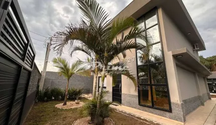 Casa de 4 suítes á Venda - Bairro Bombas - Bombinhas/SC