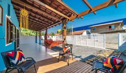 Casa de 4 quartos à Venda em Morrinhos - Bombinhas/SC