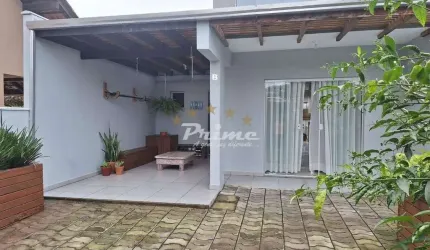 Sobrado a apenas 500m do Mar de Mariscal - Bombinhas/SC