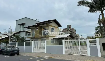 Sobrado de 2 quartos a Venda em Bombas - Bombinhas/SC