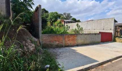 Terreno com alto potencial para construção de barração.