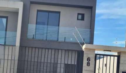 LINDO SOBRADO COM 3 QUARTOS NO JARDIM CARVALHO