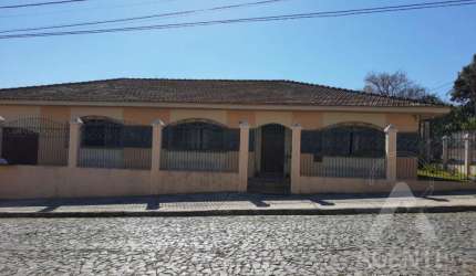 Excelente Residência Orfãs