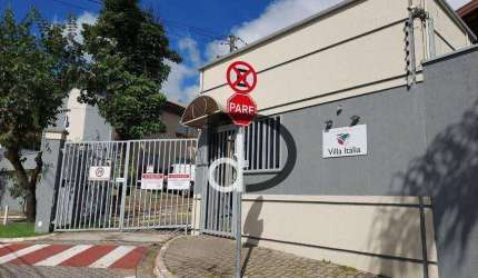 Casa com 2 Quartos e 2 banheiros à Venda, 74 m² por R$ 480.000
