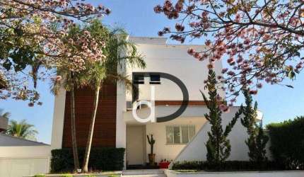 Casa com 3 dormitórios, 250 m² - venda por R$ 2.390.000,00 ou aluguel por R$ 14.920,00/mês - Condomínio Villagio Capriccio - Louveira/SP