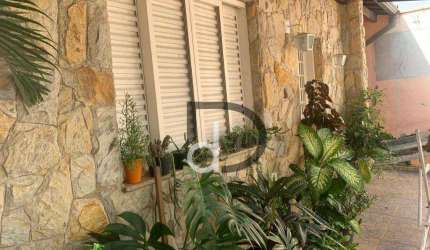 Casa de 250 m² de área útil bem localizada em uma rua tranquila no Jardim Bela Vista Vinhedo/ SP