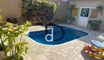 Casa de 4 quartos à venda em Valinhos.