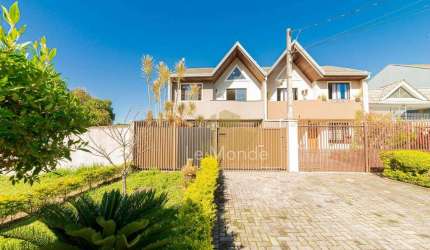 Sobrado com 3 dormitórios à venda, 133 m² por R$ 785.000,00 - Uberaba - Curitiba/PR