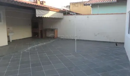 Casa de 03 dormitório a venda no Bairro Cidade Jardim